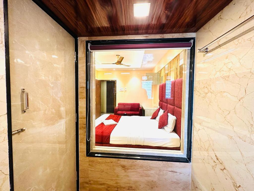 Hotel Vashi Inn 纳威孟买 外观 照片
